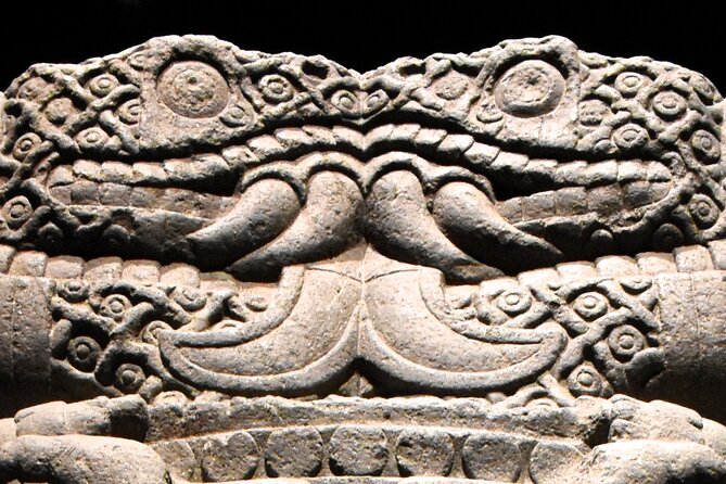 5 Hour Tour through Chapultepec, Anthropology Museum and Castle - Which guide style fits your taste