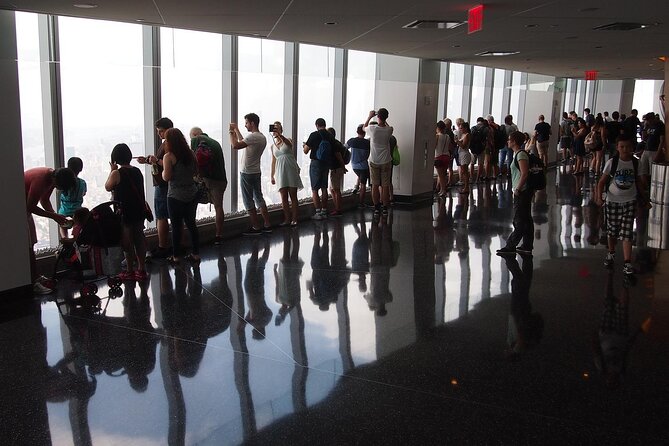 9/11 Memorial, Ground Zero Tour with Optional 9/11 Museum Ticket - Group size and walking pace: what to plan for