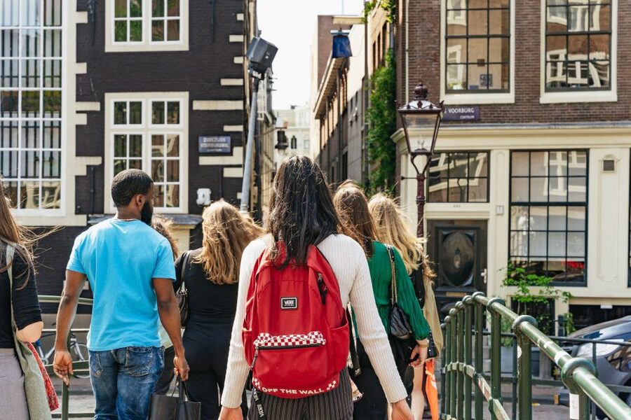 Amsterdam: Anne Frank Tour, Jewish Museum & Synagogue Ticket - Timing it right for a 4-hour day