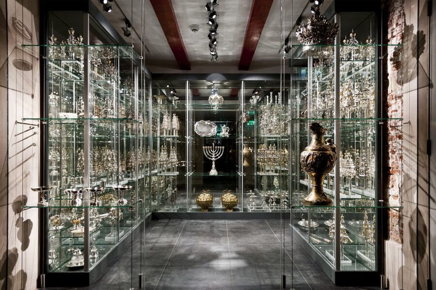 Amsterdam: Jewish Museum Entrance Tickets - Portuguese Synagogue: the 17th-century interior that changes your pace