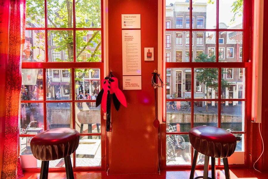 Amsterdam: Red Light Secrets Museum and 1-Hour Canal Cruise - Should you book this ticket? My recommendation