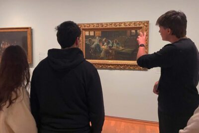Amsterdam Van Gogh Museum Guided Tour with Tickets Included - Getting in fast: Museumshop meeting point and the white-umbrella trick