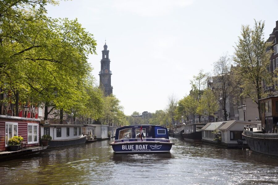 Amsterdam: Van Gogh Museum Ticket and City Canal Cruise - The canal cruise: 75 minutes that gives you Amsterdam in “two eras”