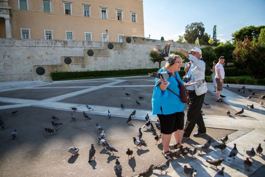 Athens, Acropolis & Museum Tour without Tickets - Acropolis Museum around 2pm: 4,000+ objects and the story you can see