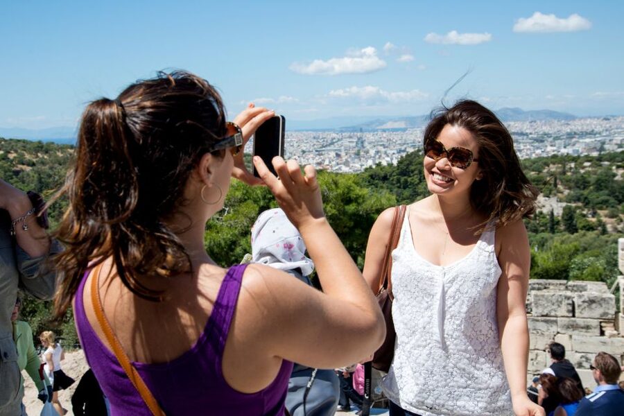 Athens: Acropolis, Parthenon & Acropolis Museum Guided Tour - Meeting at Athens Walks on Porinou 5 and settling in