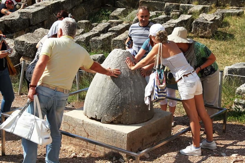 Athens: Delphi Day Tour with Museum & Arachova Village Visit - Delphi Archaeological Museum: Where the Oracle Story Gets Evidence