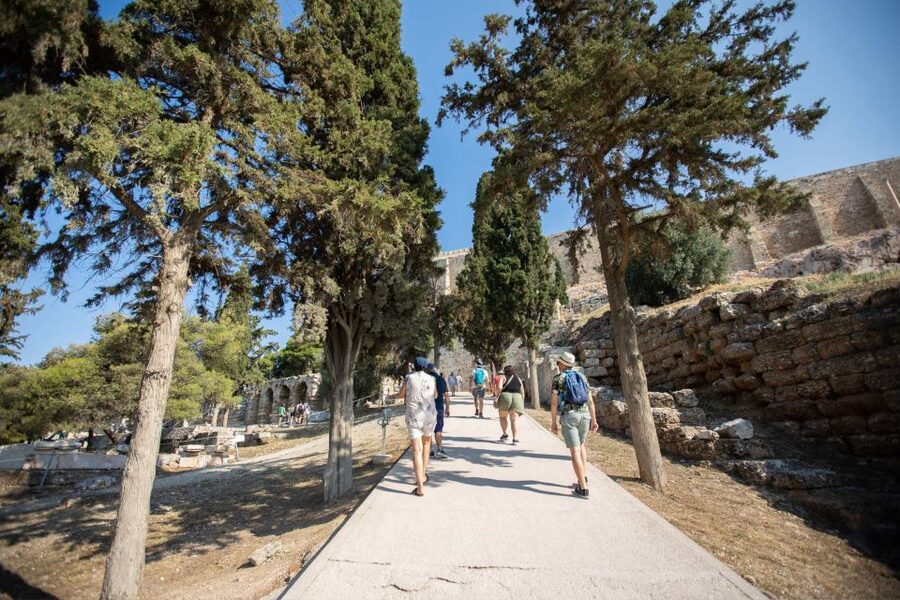 Athens: Early Morning Guided Tour to Acropolis and Museum - From Propylea to Athena Nike: The Marble Gate Moment