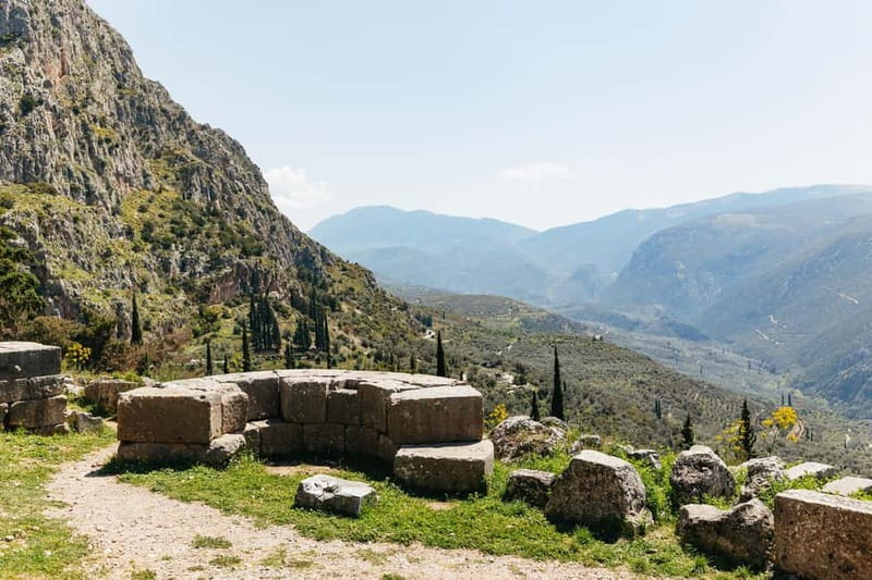 Athens: Mythology of Delphi, Museum and Arachova Guided Tour - Delphi Museum: where the famous objects turn into stories you can read