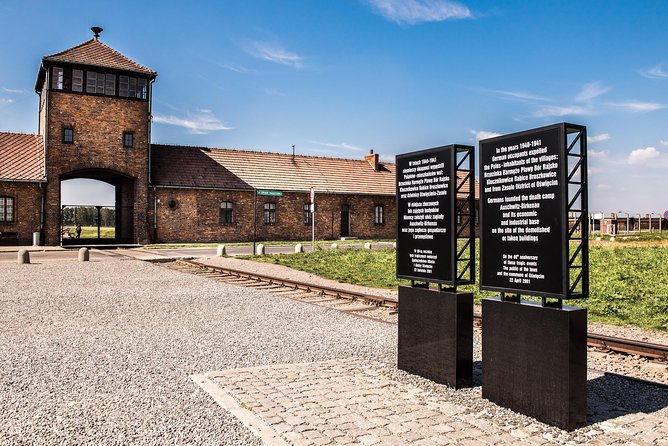Auschwitz-Birkenau Memorial and Museum Trip from Krakow - The documentary film on the ride out