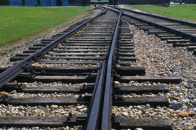 Auschwitz Birkenau Tour from Krakow: Private Transfer + Ticket - Choosing your pace: group size and hearing the guide