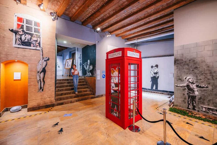 Barcelona: Banksy Museum, Permanent Exhibition Ticket - Getting There: Espacio Trafalgar and the Start of Your Visit