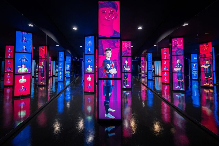 Barcelona: FC Barcelona Museum "Barça Immersive Tour" Ticket - Interactive stations for men’s and women’s Barça
