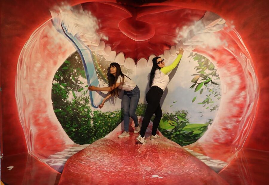Barcelona: Museum of Illusions– Interactive & Fun Experience - Price and value: $17 for an interactive photo day