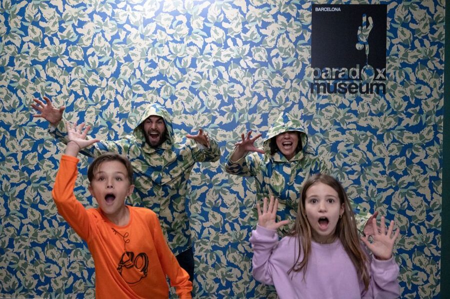 Barcelona: Paradox Museum Entry Ticket - Paradox Boutique: last stop souvenirs that match the theme