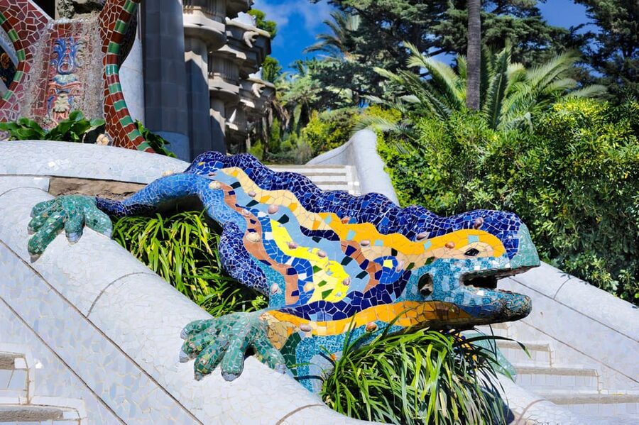 Barcelona: Park Güell and Gaudí House Museum Entry Ticket - Your Self-Guided Loop: How to See the Park at a Relaxed Pace