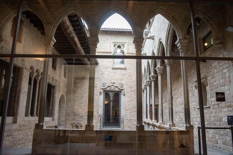 Barcelona: Skip-the-Line Guided Tour of the Picasso Museum - Who This Tour Fits Best (and Who Might Prefer Self-Guided)