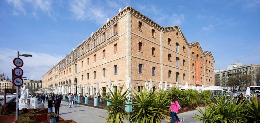Barcelona: Skip-the-Line to History Museum of Catalonia - Entering the museum space: how the exhibits keep you oriented