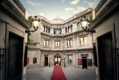 Barcelona Wax Museum Admission Ticket - Getting Your Start Time Right (And Staying Sane)
