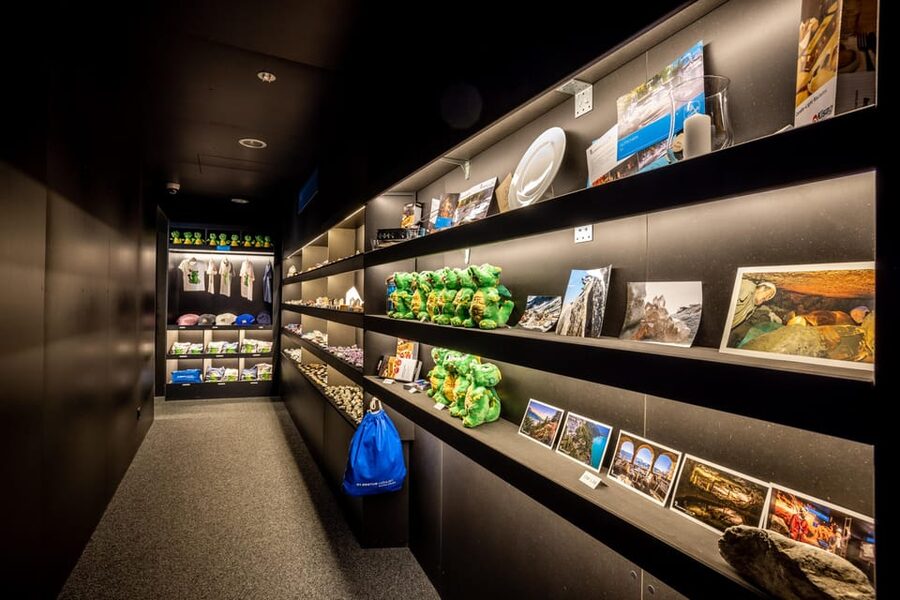 Beatenberg: Beatus Caves Entry Ticket with Museum - Museum + caves value for $26 in Swiss terms