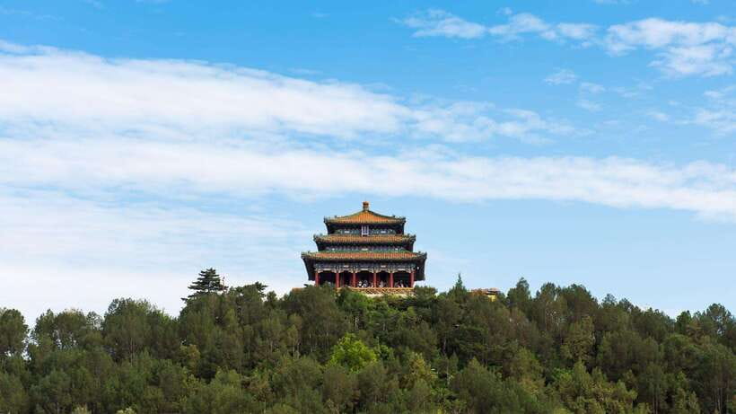 Beijing：Jingshan Park (Palace Museum Garden) Ticket - How to use the QR code and PDF guide effectively