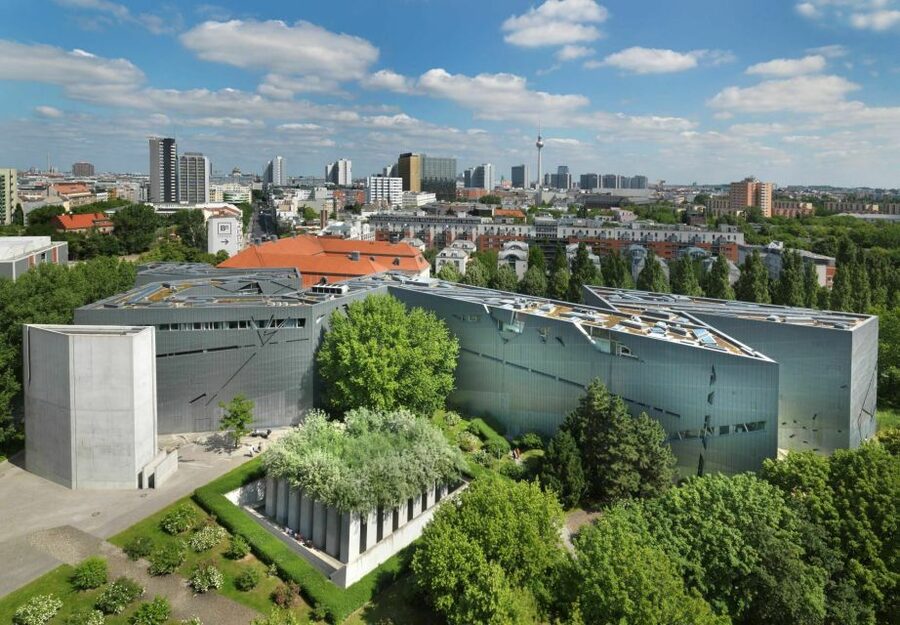 Berlin: Jewish Museum Berlin Entrance Ticket - Plan your 2-hour route: what to see without missing the emotional hits
