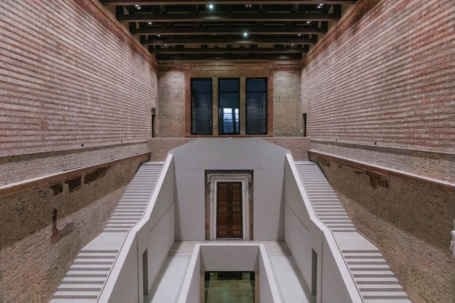 Berlin: Neues Museum Entry Ticket - The building and the atmosphere: David Chipperfield’s museum space