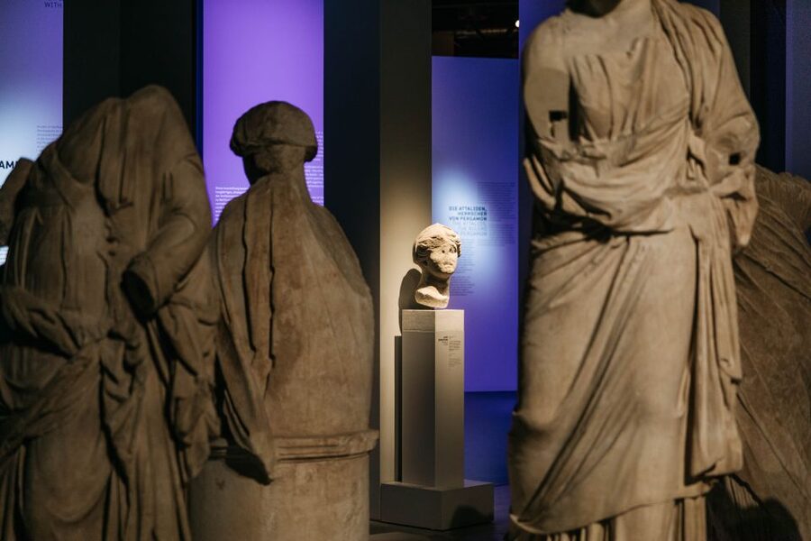 Berlin: "Pergamonmuseum. The Panorama" Exhibition Tickets - Getting There Without Time Wasting: Use the Staff, Not the Signs