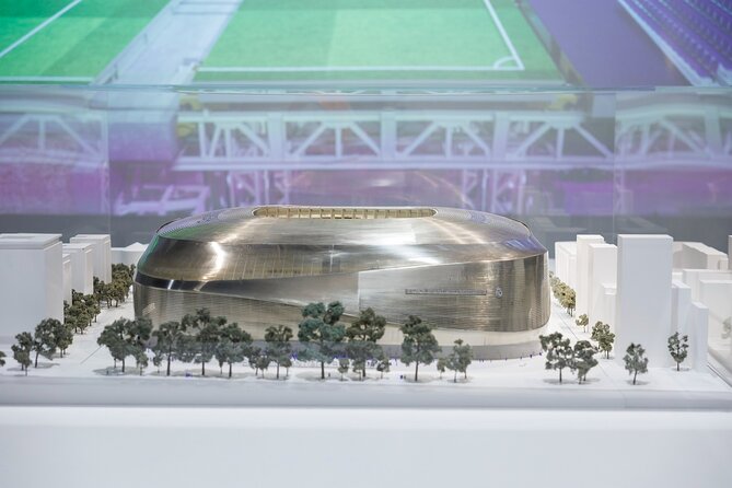 Bernabeu Stadium & Real Madrid Museum Guided Tour - Timing, crowds, and stairs: the practical stuff that makes or breaks comfort