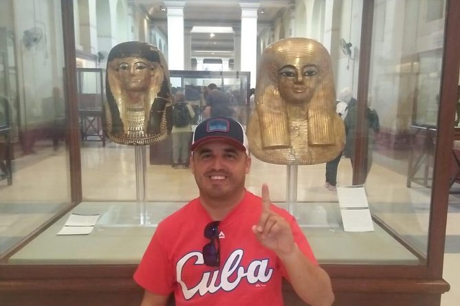 Best Full-Day Tour to Giza Pyramids Egyptian Museum and Bazaar - Pyramids of Giza: Cheops to the Sphinx (plus Valley Temple time)