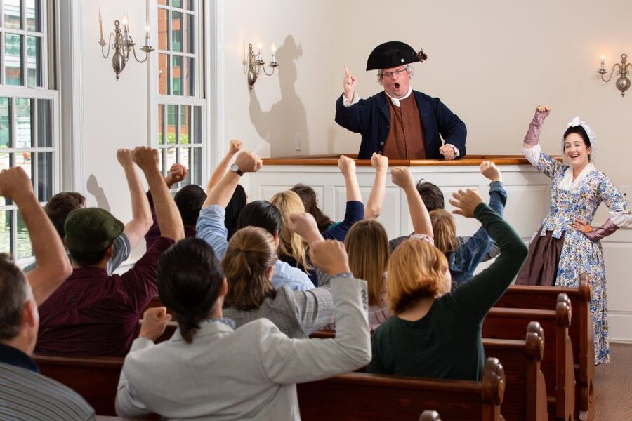 Boston: Boston Tea Party Ships and Museum Interactive Tour - Inside the museum: 3D holograms, arguments, and the wraparound theater battle scene