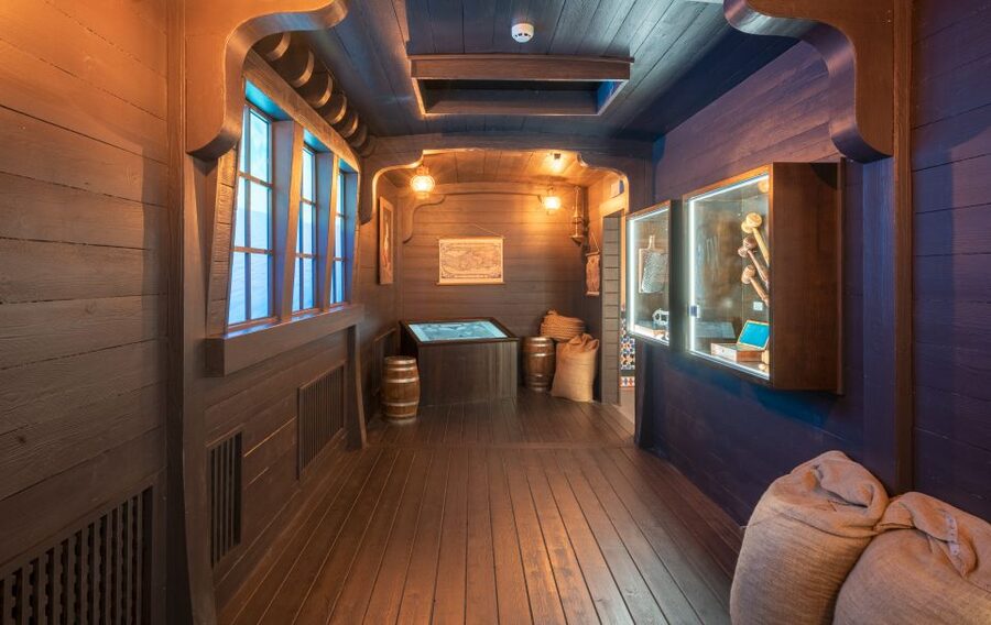 Bruges: Choco-Story Chocolate Museum Guided Tour w/Tastings - Price and museum-pass value: when $16 is a bargain