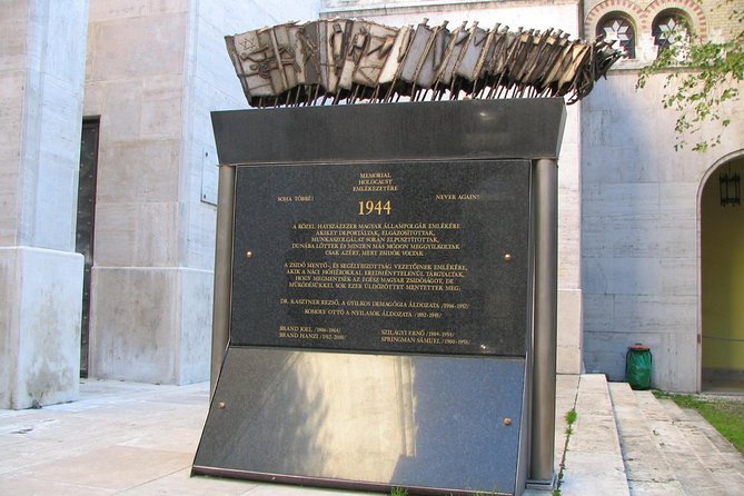 Budapest Dohany Synagogue & Hungarian Jewish Museum & free extras - Great / Central Synagogue (Nagy Zsinagóga): architecture and the Liszt connection