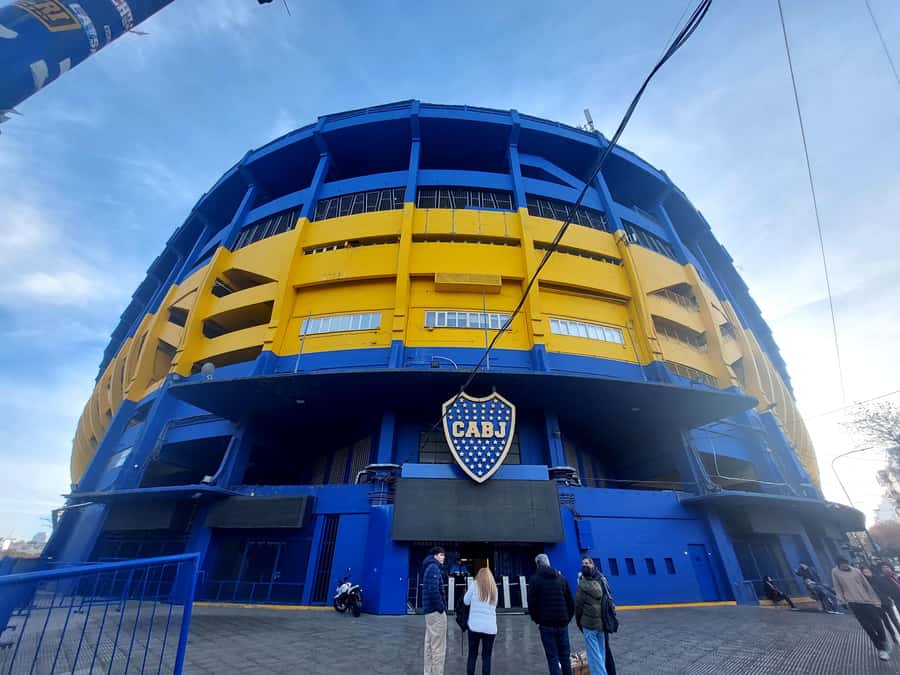 Buenos Aires: Tickets to Boca Juniors Museum & Stadium - Getting to the Boca Juniors entrance and starting smoothly