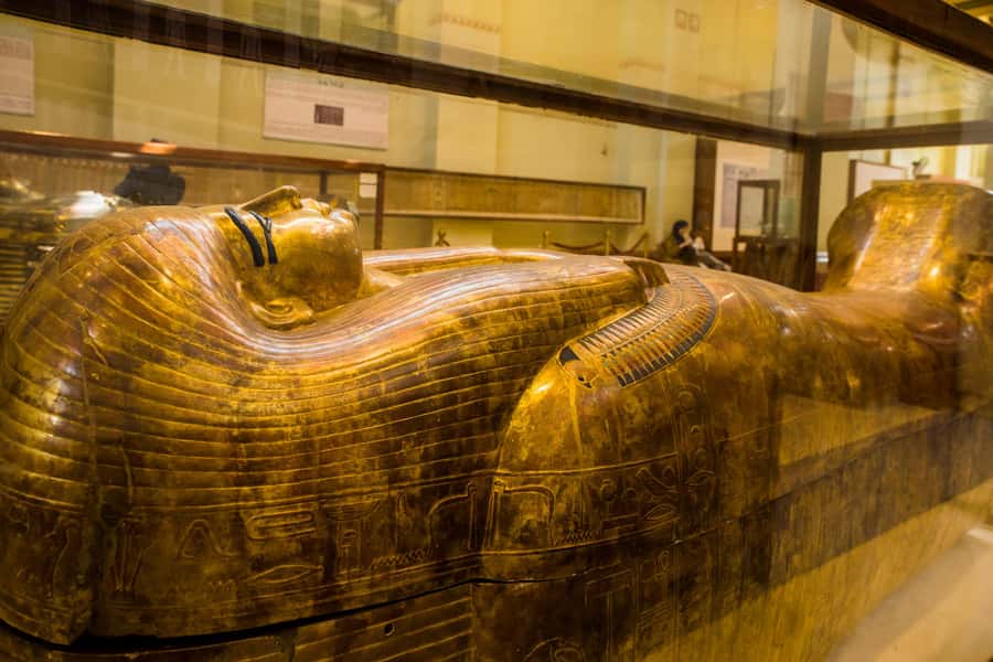 Cairo: Female-Guided Pyramids, Sphinx & Museum City Tour - Valley Temple of Khafre: The Short Stop That Adds Context