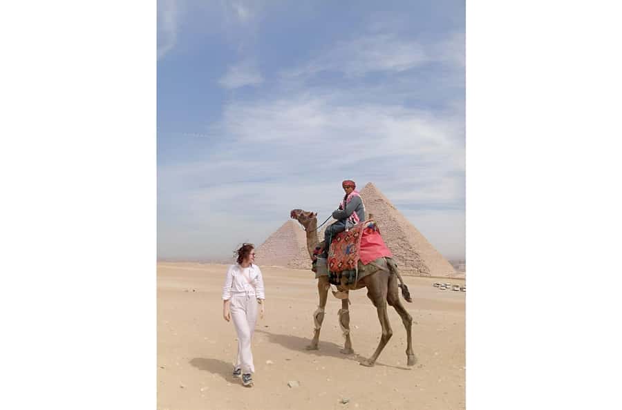 Cairo: Giza Pyramids & Grand Egyptian Museum Tour with Lunch - The Sphinx: more than a single iconic face