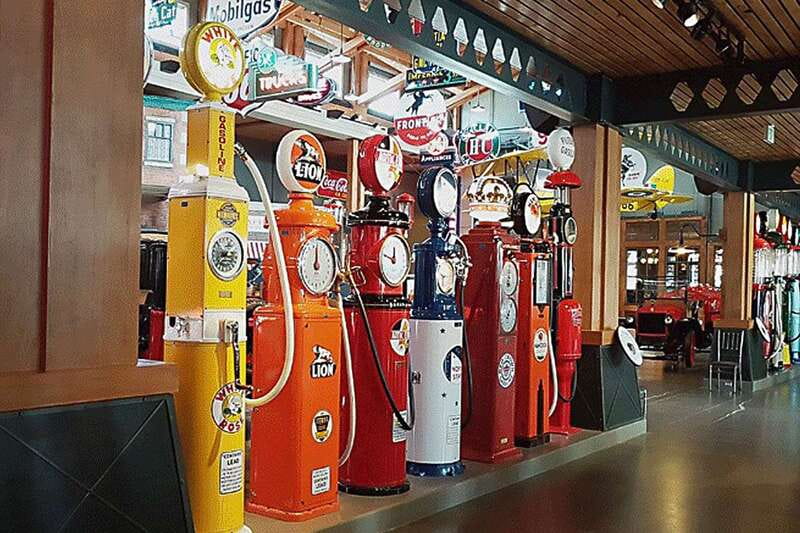 Calgary: 3.5-Hour Bus City Tour with Gasoline Alley Museum - The best panoramic payoff: Scotsman’s Hill viewpoint