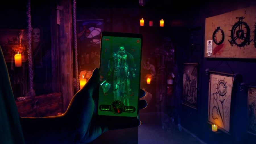 Chicago: Medieval Torture Museum Ticket with Ghost Hunting - Ghost Hunting Experience: Using the App While You Walk