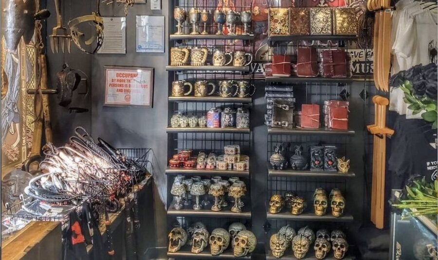 Chicago: Medieval Torture Museum Ticket with Ghost Hunting - Pricing and Value: Is $35 a Fair Trade?