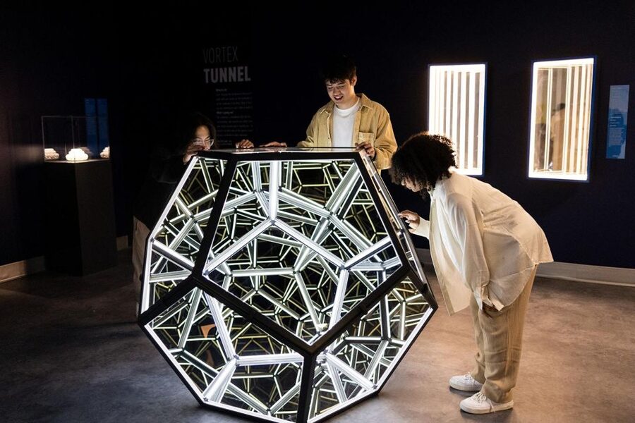 Chicago: Museum of Illusions Timed Entrance Ticket - Timing your visit: why 45–60 minutes is actually a plus