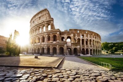 Colosseum, Roman Forum Experience and Vatican Museums - Entering the Colosseum with reserved access