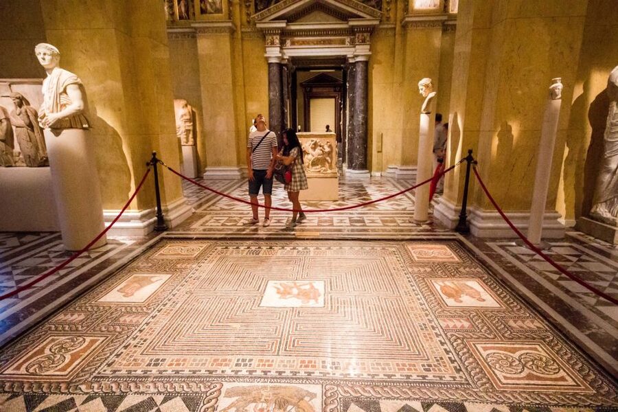 Combo Ticket: Kunsthistorisches Museum & Imperial Treasury - So who should book this combo ticket?