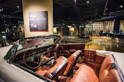 Country Music Hall of Fame and Museum Admission - Your self-paced route through the eras: Sing Me Back Home and beyond