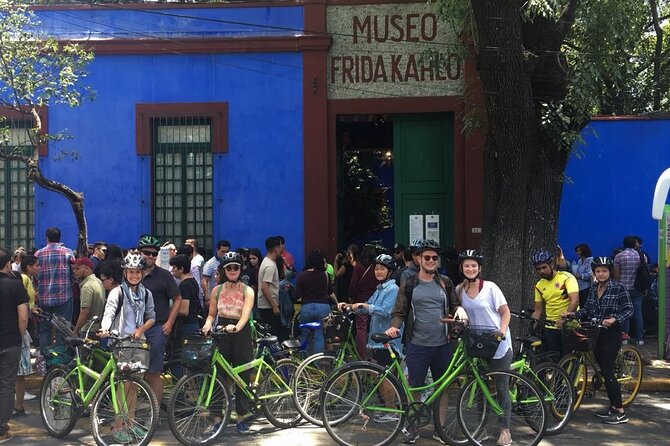 Coyoacán Walking Tour: Access to Frida Kahlo Museum & Tacos - Stop 2: Coyoacán local market + lunch tastings (about 45 minutes)
