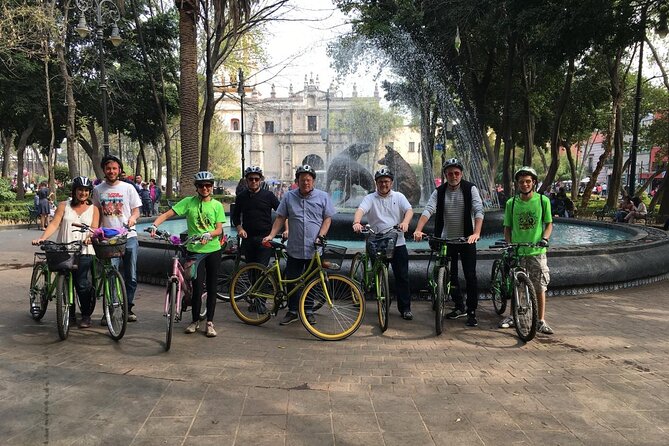 Coyoacán Walking Tour: Access to Frida Kahlo Museum & Tacos - Lunch logistics: tacos or quesadillas, and why that matters
