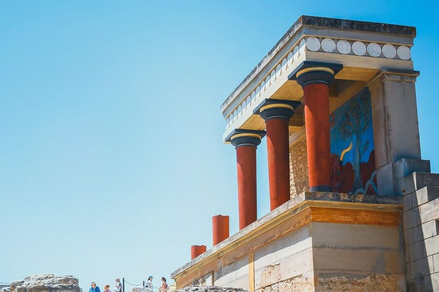 Crete: Knossos Palace and Museum E-Tickets with Audio Guides - Your one-day plan: Knossos first, then Heraklion Museum