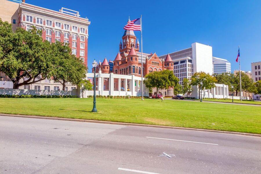 Dallas: JFK Assassination and Sixth Floor Museum Tour - Meeting at 646 Main Street, then rolling right into the story