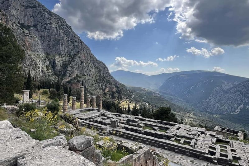 Delphi: Archaeological Site & Museum Ticket with Audio Tours - On the ground at Delphi: scan-in entry and your start point