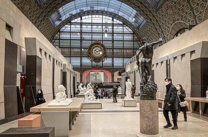 Direct to Musée d'Orsay - Building + comfort perks: free lockers, café, and water