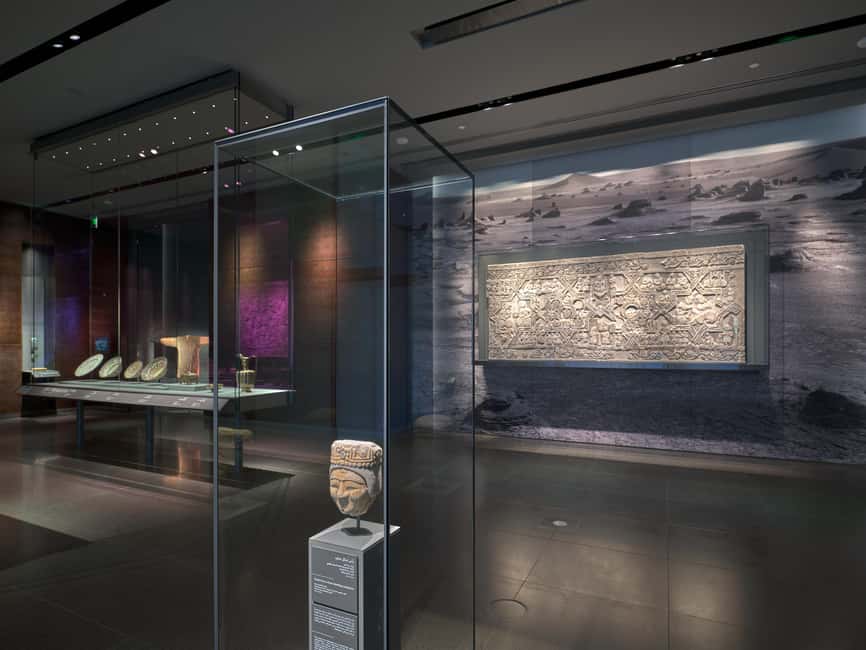 Doha: Museum of Islamic Art Admission Ticket - Temporary exhibitions and interactive displays: why they’re worth your time