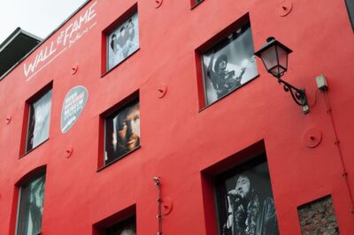 Dublin: Irish Rock 'N' Roll Museum with Tour in English - Thin Lizzy and U2 exhibitions: the galleries that drive the story